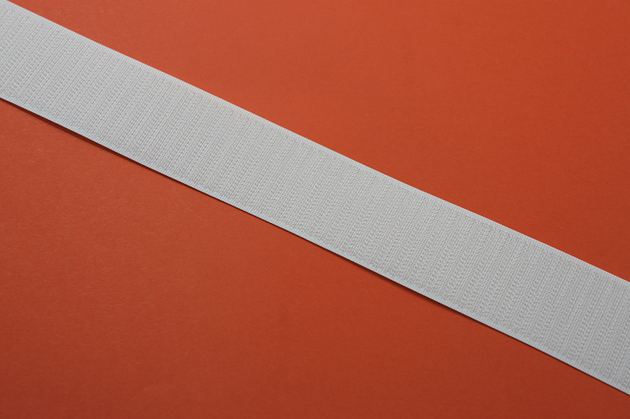 Стрічка 30 мм гачкова Dost гачок білий