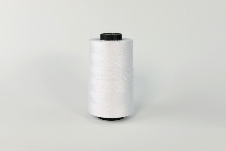 Нитки швейні №40/2 Barva штапельні поліестер 100% білий 5000 м 999F