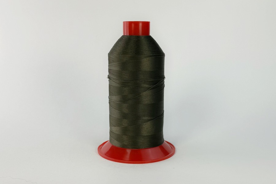 Нитки швейні №20 Barva високоміцні поліестер 100% полиновий світлий 1400 м 4011