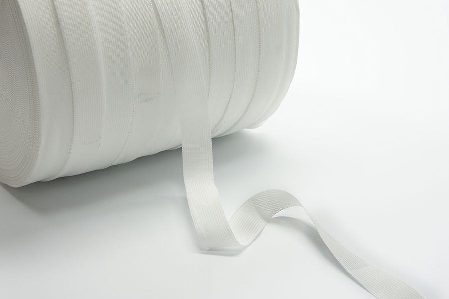 Тасьма 23 мм в'язана білий 23-320-9999