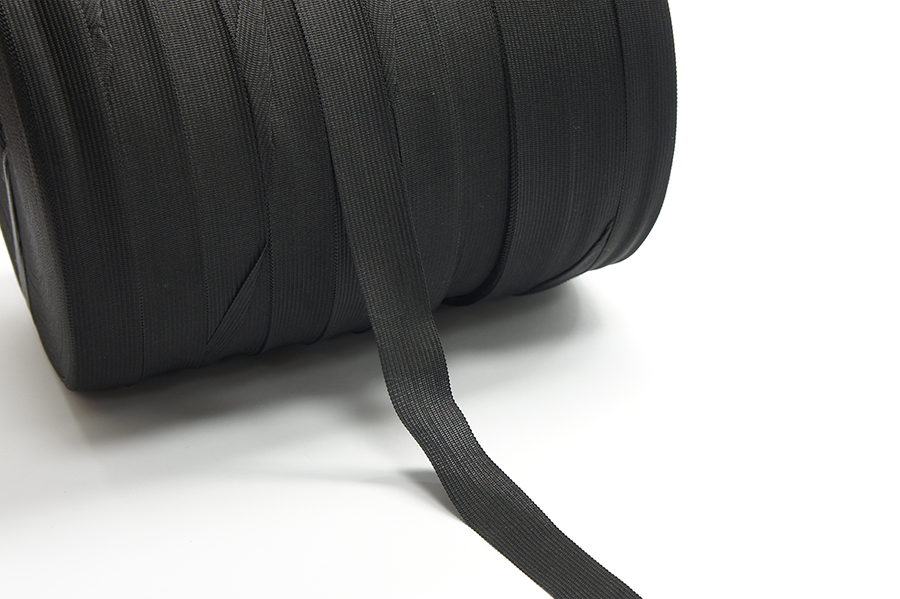 Тасьма 23 мм в'язана чорний 23-320-0000