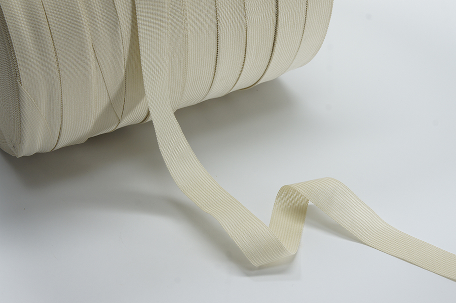 Тасьма 23 мм в'язана молочний кремовий
