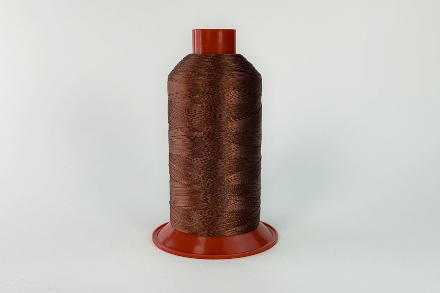 Нитки швейні №40 Barva високоміцні поліестер 100% бордовий коричневий світлий 2850 м 7018