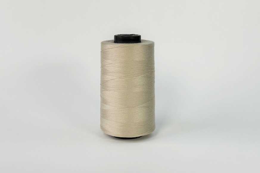 Нитки швейні №20/3 Barva штапельні поліестер 100% бежевий світлий 2000 м 7014
