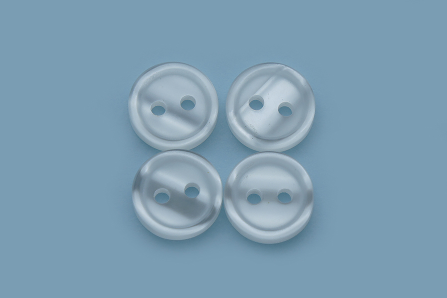 Гудзик 11 мм MH 2 отвори перламутр білий 2311-18-999