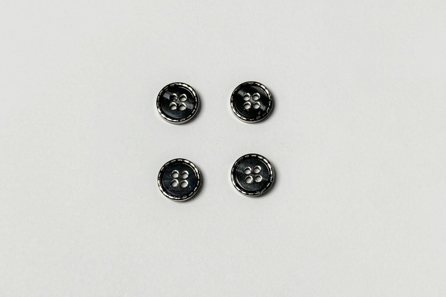 Гудзик 11,5 мм Mertbutton 4 отвори золото HD-603-18-0000/gold