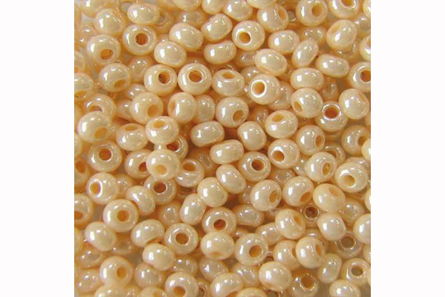 Бісер Preciosa 46112 №10 непрозорий перлина персиковий рожевий 2,3 мм