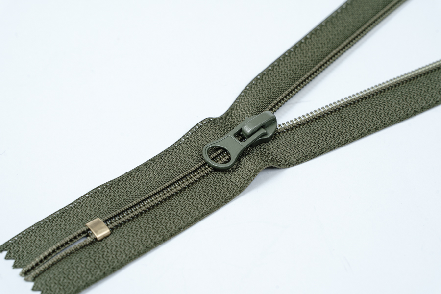 Блискавка Тип 6 хакі 20 см