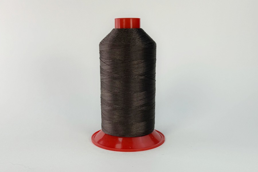 Нитки швейні №15 Barva високоміцні поліестер 100% коричневий темний 1150 м 7022