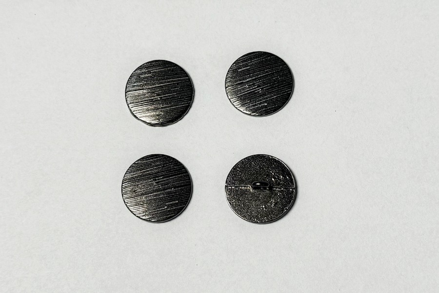 Гудзик на ніжці 20 мм Mertbutton нікель чорний UTS-61