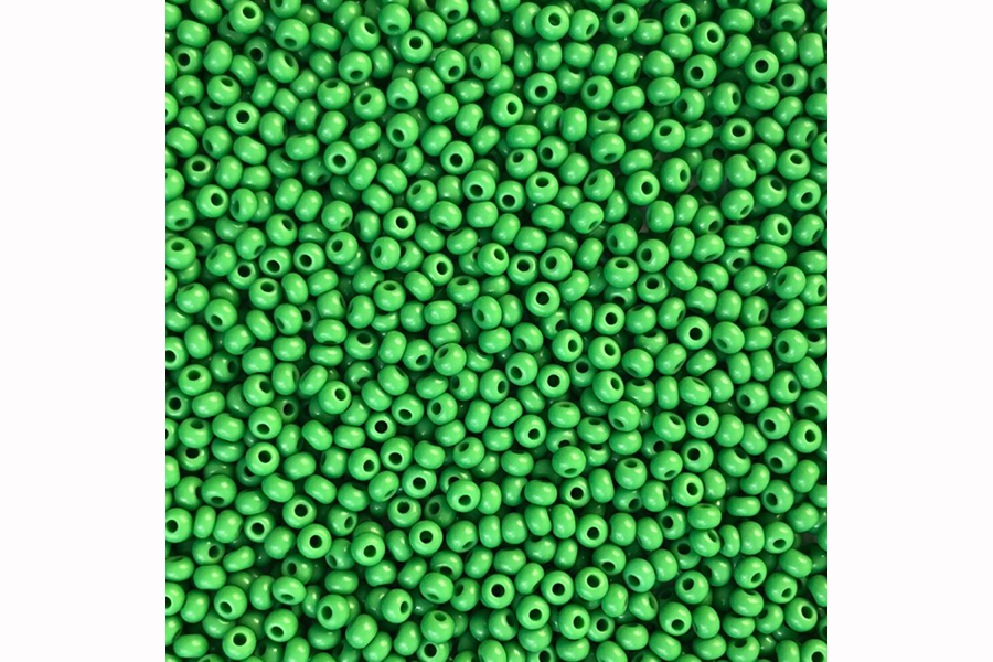Бісер Preciosa 53250 №10 непрозорий натуральний зелений світлий 2,3 мм