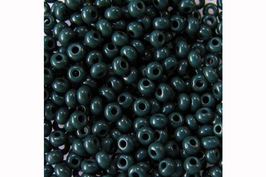 Бісер Preciosa 53270 №10 непрозорий натуральний зелений темний 2,3 мм