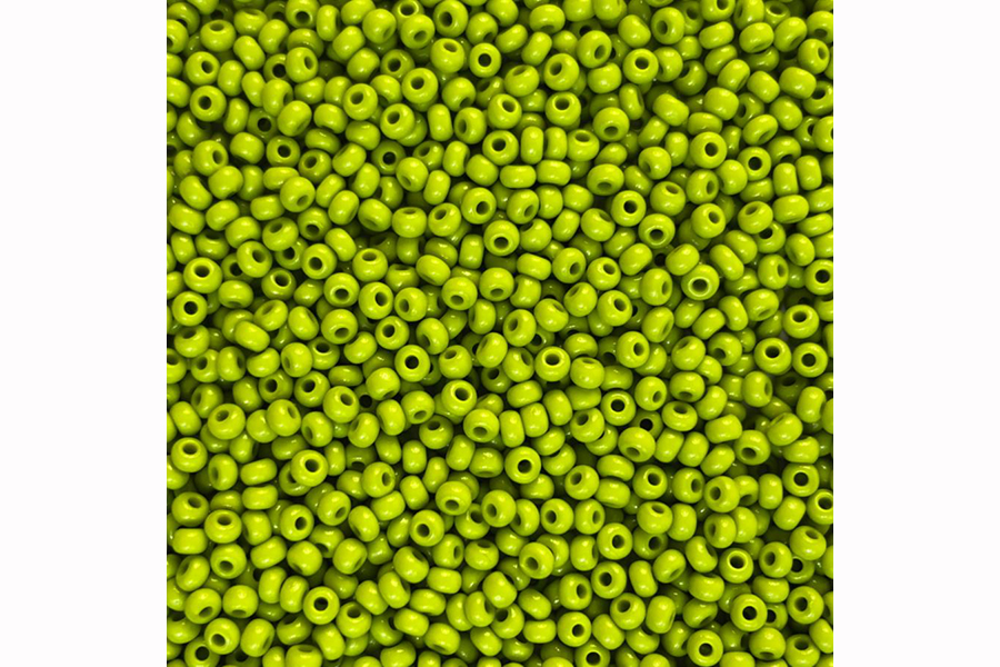 Бісер Preciosa 53430 №10 непрозорий натуральний оливковий 2,3 мм
