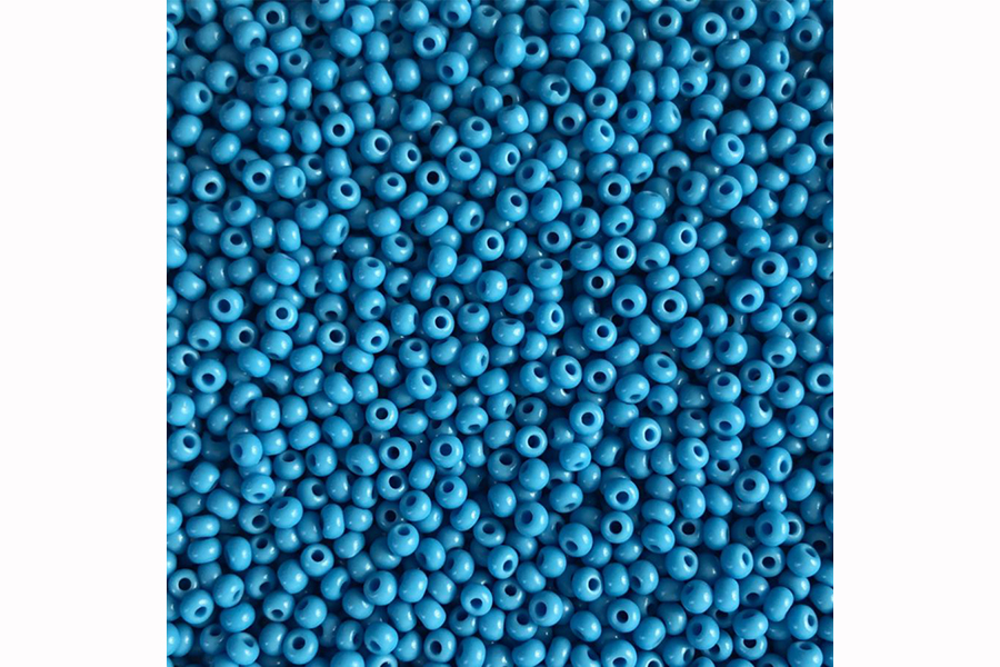 Бісер Preciosa 63050 №10 непрозорий натуральний блакитний яскравий 2,3 мм