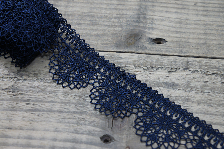 Мереживо гіпюр 55 мм Mertbutton синій темний