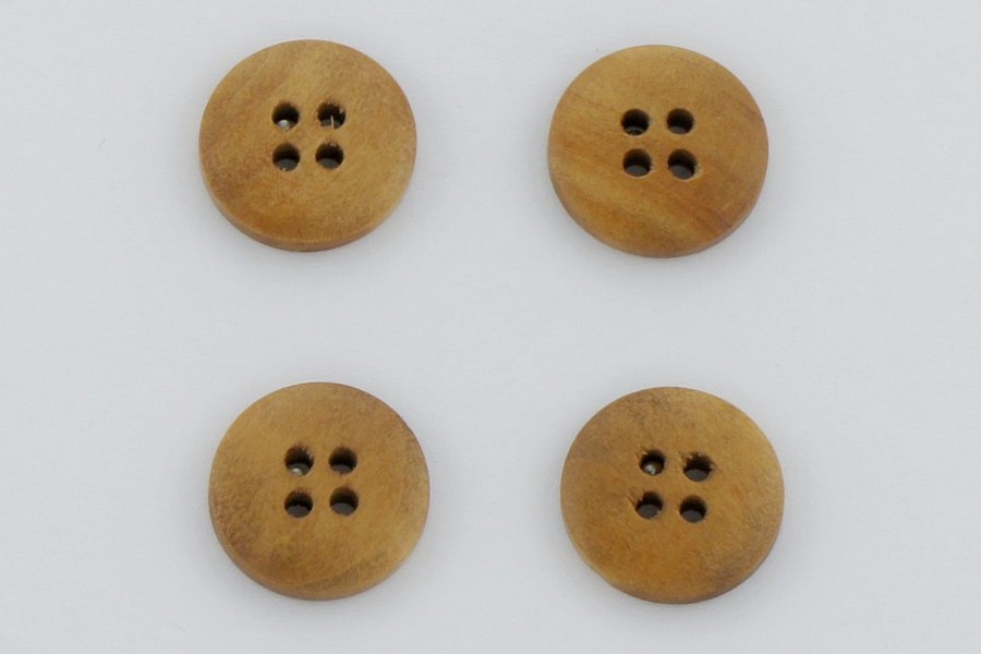 Гудзик 18 мм Mertbutton 4 отвори під дерево бежевий золотистий