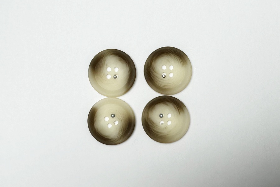 Гудзик 23 мм Mertbutton 4 отвори класичний різнокольоровий 2607-36-3