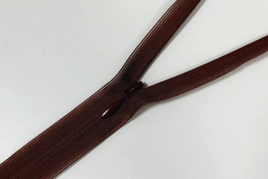 Блискавка YKK Тип 2 коричневий 60 см CHC-60-331-DA