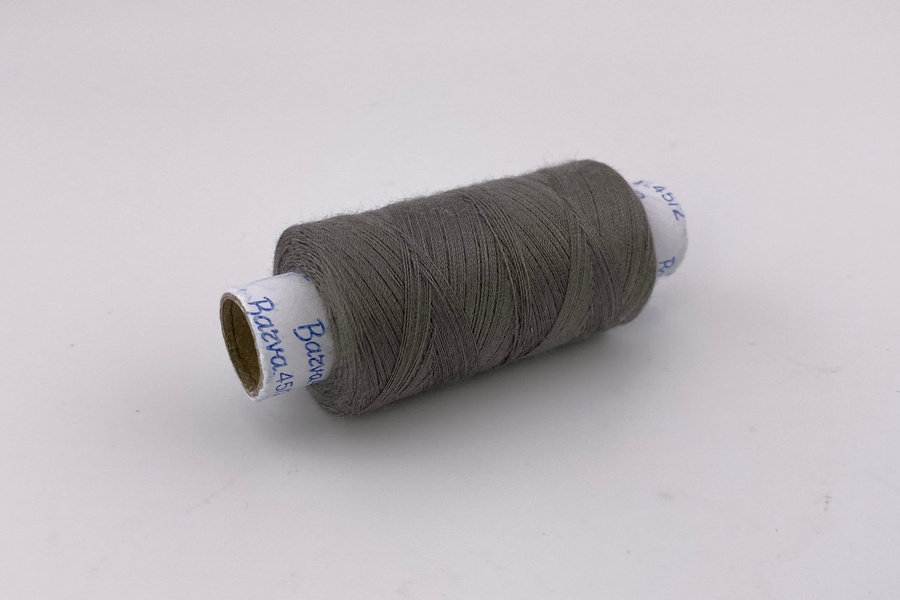 Нитки швейні 45S/2 Barva поліестер 100% бежевий сірий 300 м 7047