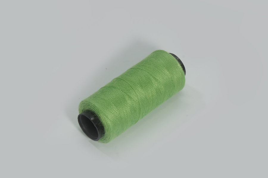 Нитки швейні №40/2 Barva поліестер 100% салатовий яскравий 250 м 4033