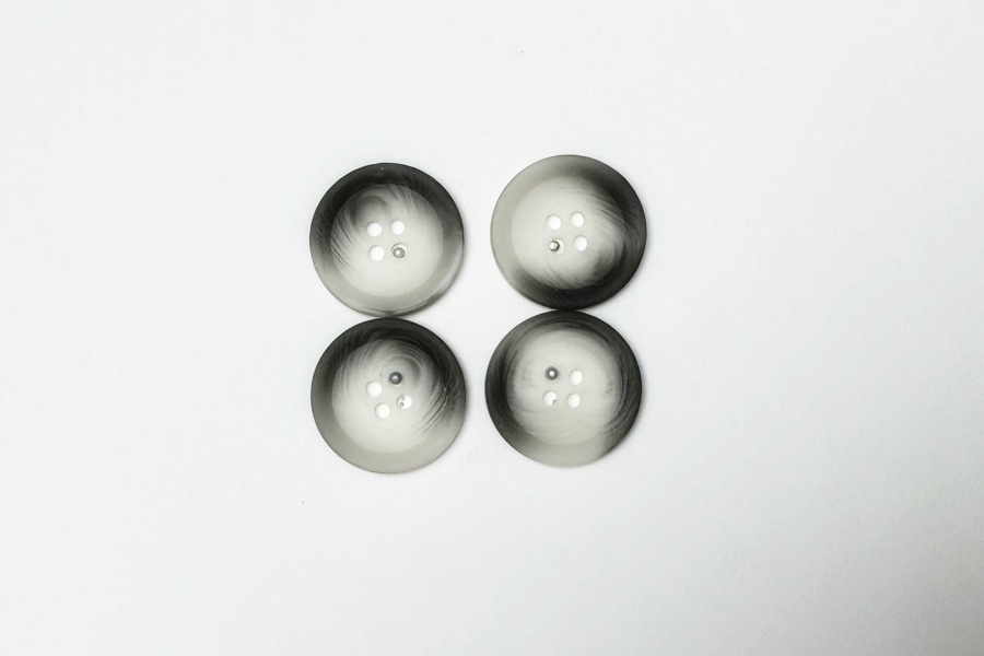 Гудзик 23 мм Mertbutton 4 отвори класичний різнокольоровий 2607-36-16