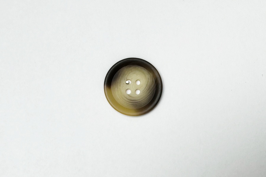 Гудзик 25 мм Mertbutton 4 отвори класичний різнокольоровий 2607-40-11