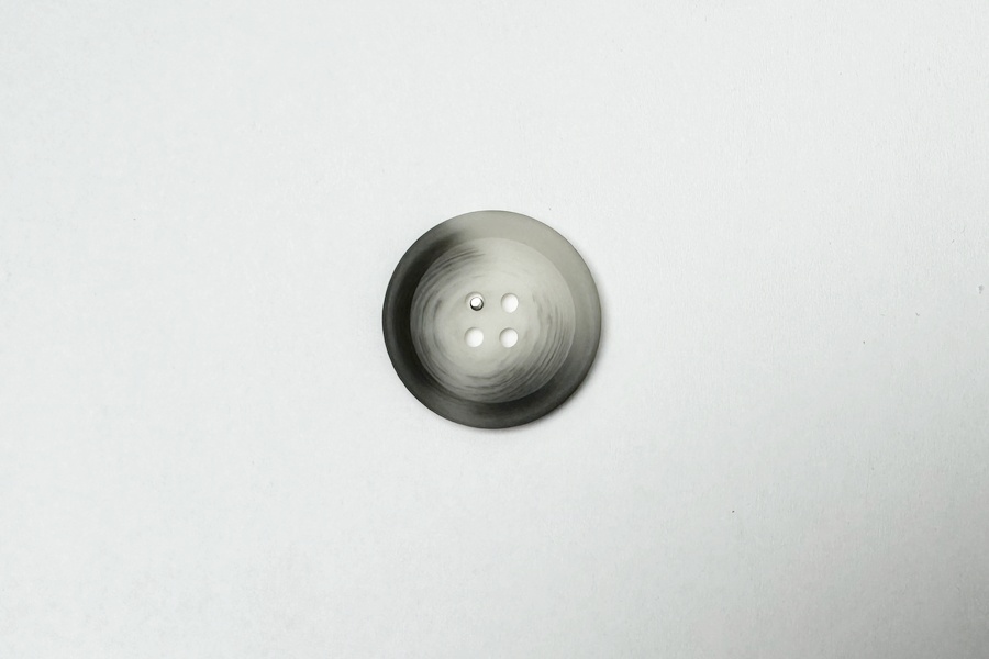 Гудзик 25 мм Mertbutton 4 отвори класичний різнокольоровий 2607-40-17