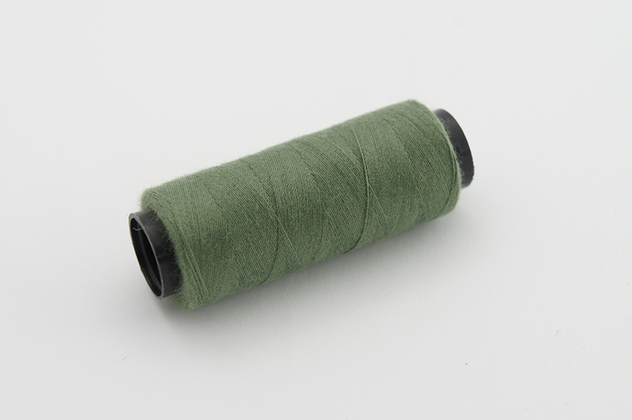 Нитки швейні №40/2 Barva поліестер 100% полиновий світлий 250 м 4061