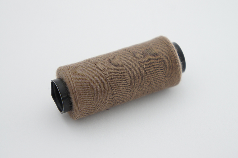 Нитки швейні №40/2 Barva поліестер 100% коричневий 250 м 7065