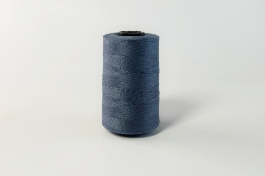 Нитки швейні №20/3 Barva штапельні поліестер 100% блакитний сірий 2000 м 2070