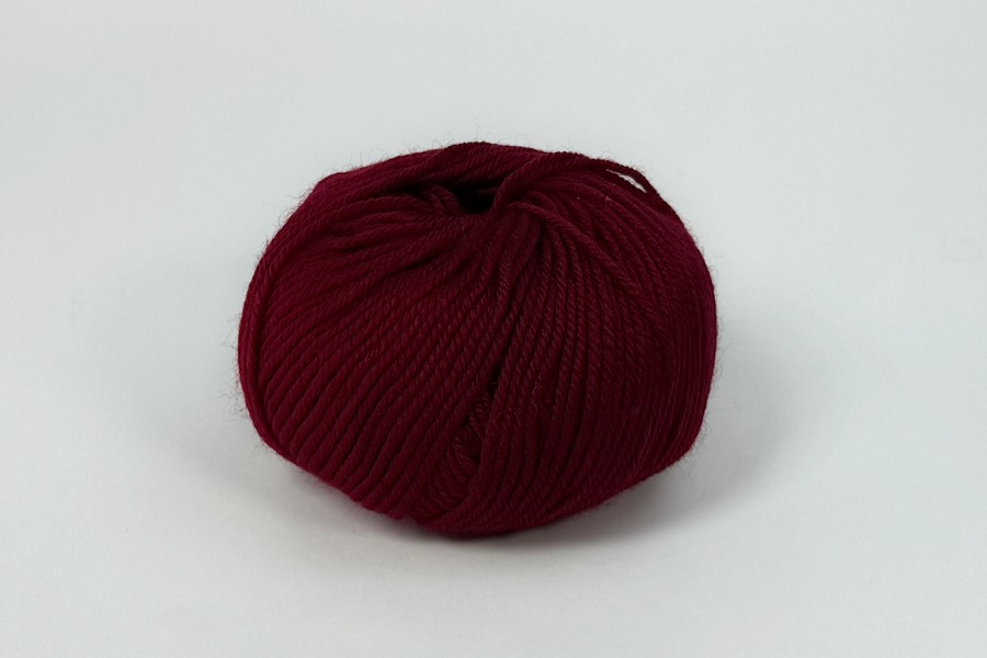 Пряжа Кашемірова вовна 93%, поліамід 7% малиновий 90м(50гр)