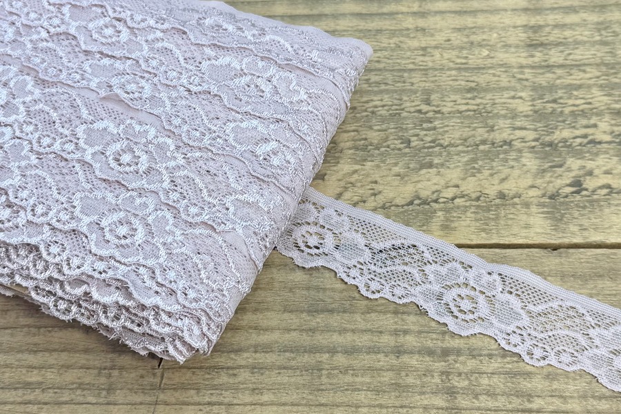 Мереживо еластичне 30 мм фрезовий світлий