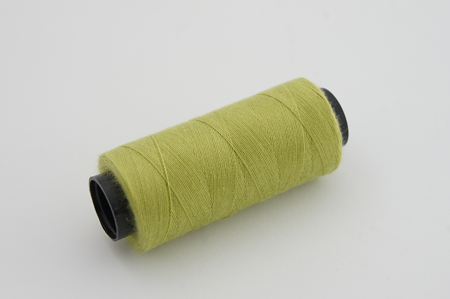 Нитки швейні №40/2 Barva поліестер 100% салатовий світлий 250 м 4059