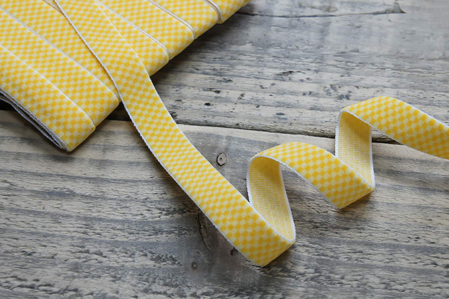 Тасьма 15 мм клітинка оранжевий світлий