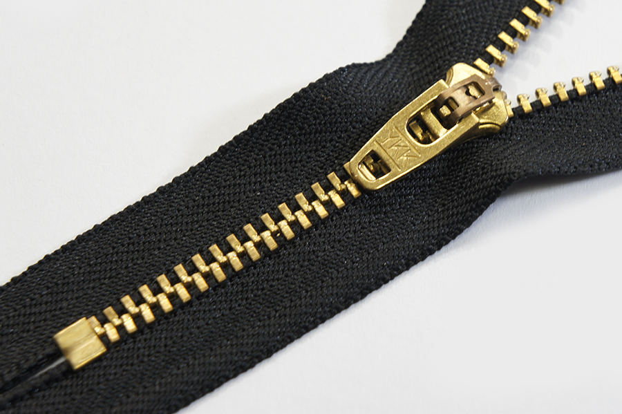 Блискавка YKK Тип 3, нероз'ємні чорний 20 см YGRC-20-580-GSN8