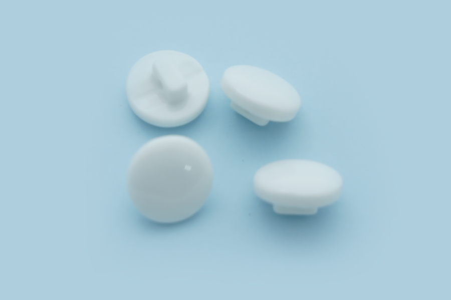 Гудзик на ніжці 12 мм Mertbutton глянець білий