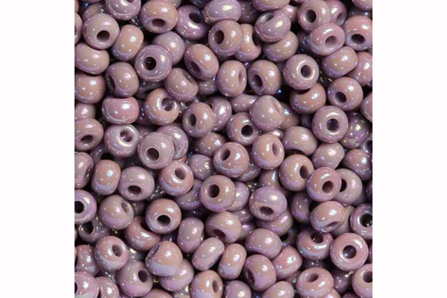 Бісер Preciosa 24020 №10 непрозорий райдуга фрезовий світлий 2,3 мм