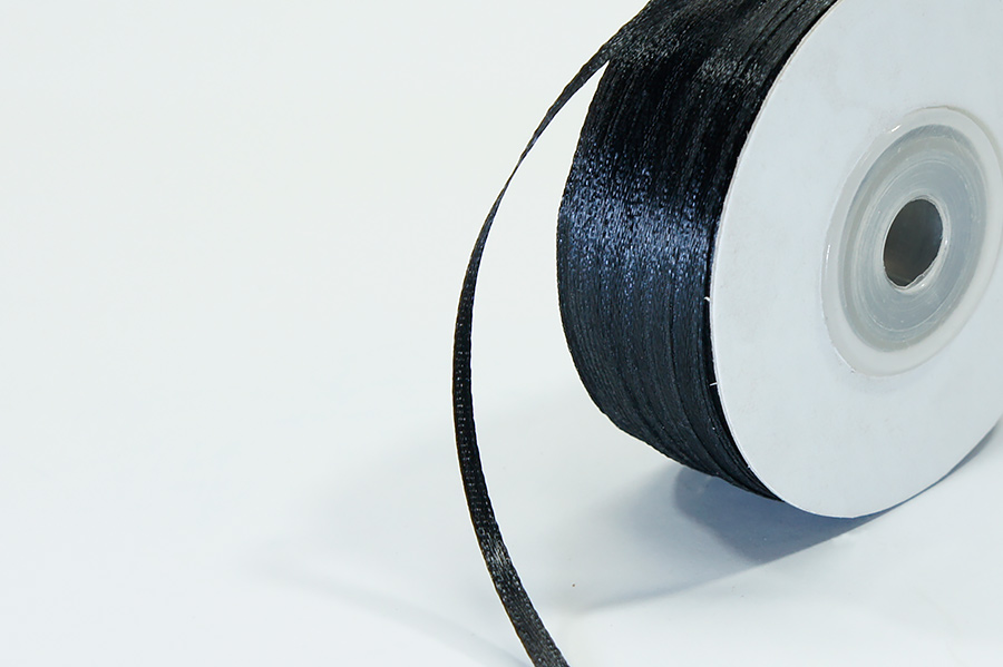 Стрічка на катушці 3 мм MH чорний