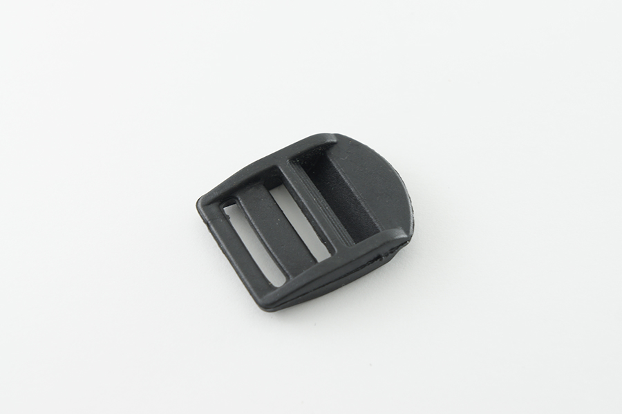 Пряжка-регулятор 25 мм потрійний чорний