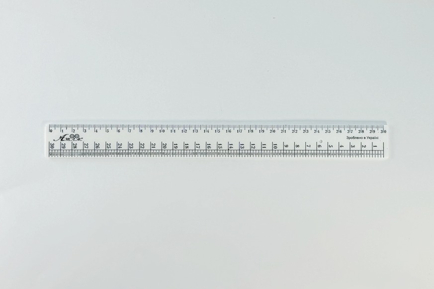 Лінійка кравецька 30 см пластикова MH