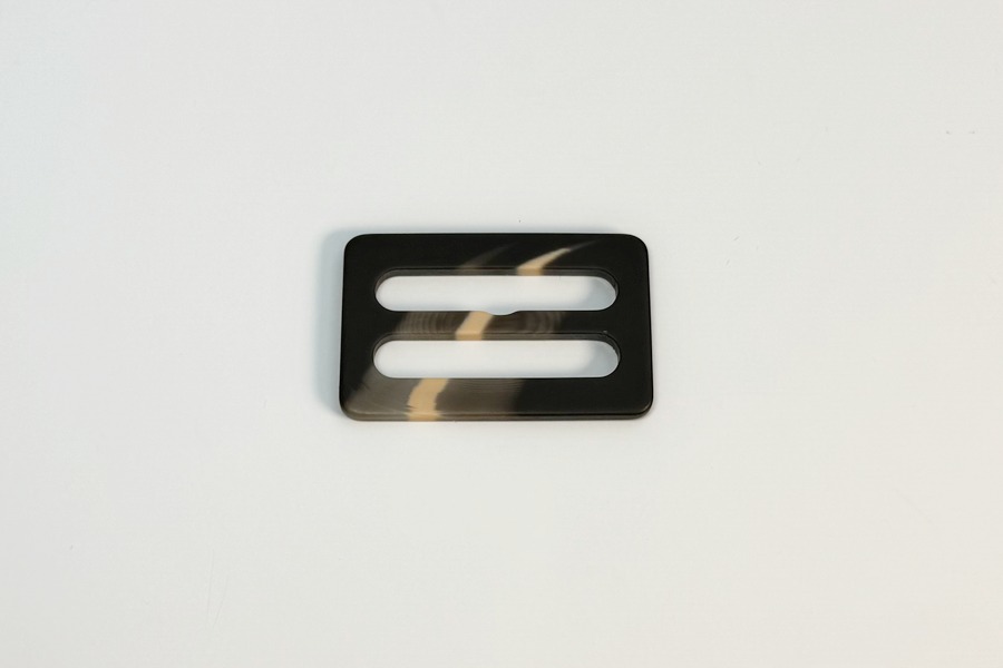 Пряжка декоративна 50 мм Mertbutton шоколадний