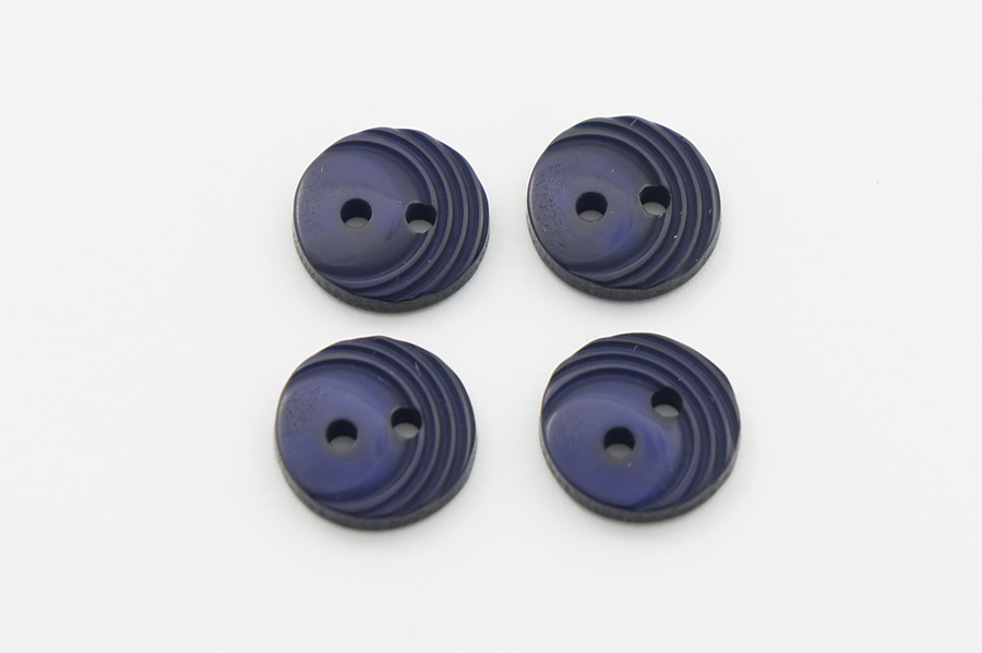 Гудзик 12 мм Mertbutton 2 отвори перламутр синій темний 4013