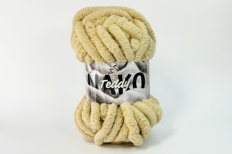 Пряжа NAKO Teddy поліестер 100% бежевий 22м(200гр) 573818-11585