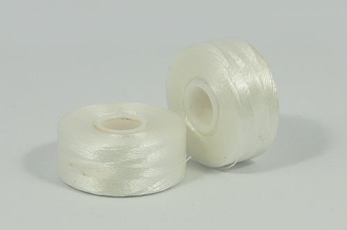 Нитки вишивальні MH 120 м вишивальна нижня поліестер 100% білий