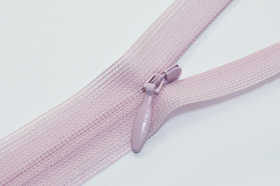 Блискавка YKK Тип 2 рожевий блідий 60 см