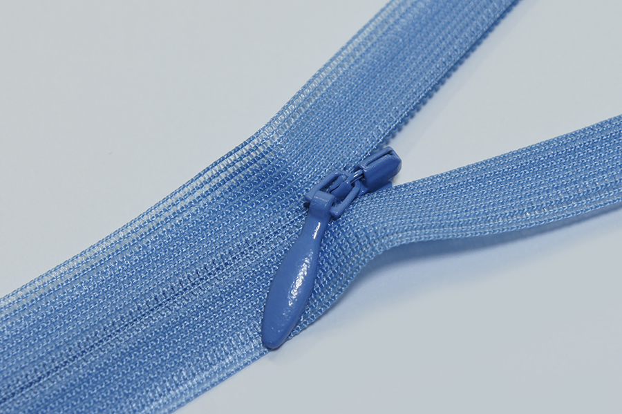 Блискавка YKK Тип 2 волошковий світлий 60 см