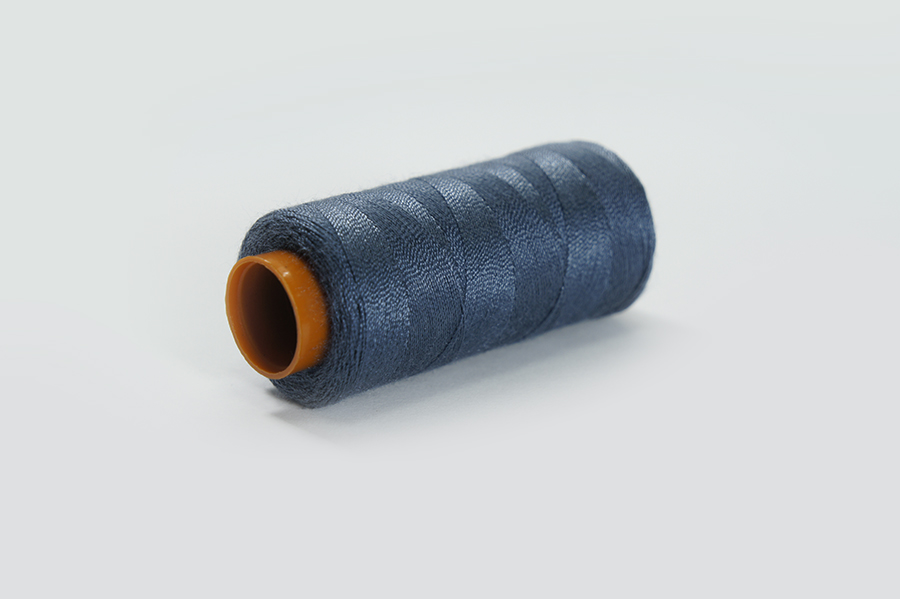 Нитки швейні №28/2 Barva поліестер 100% синій сірий 200 м 2040-28/2-200-Б