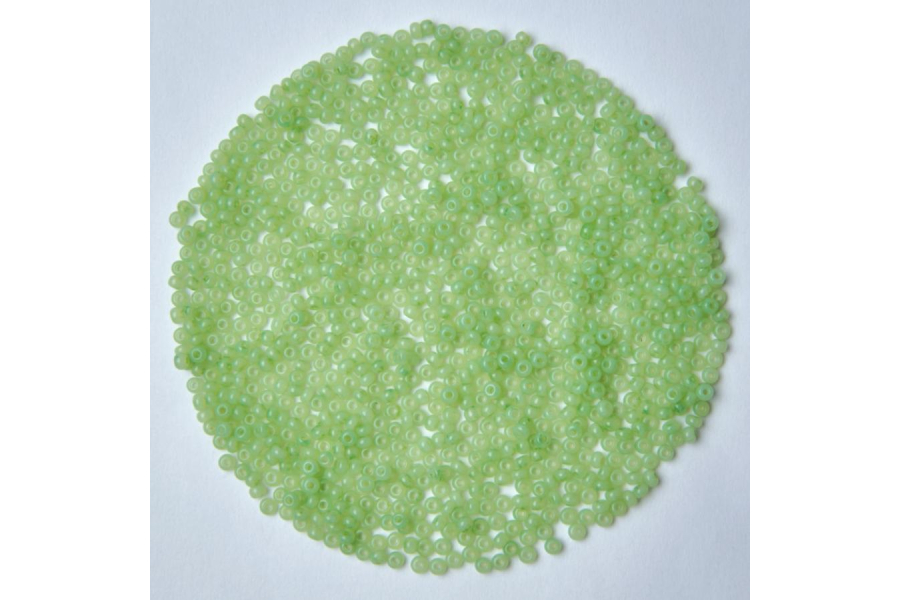 Бісер Preciosa 02154 №10 алебастр сольгель салатовий світлий яскравий 2,3 мм