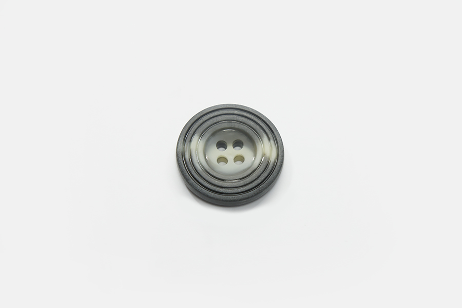 Гудзик 21 мм 4 отвори класичний 010-5-Iсп