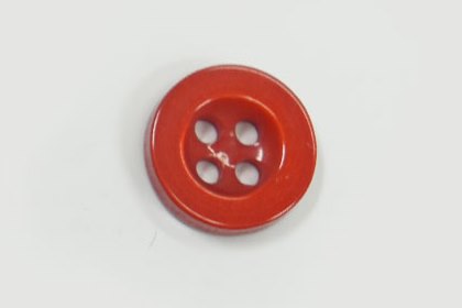 Гудзик 11 мм Mertbutton 4 отвори перламутр червоний